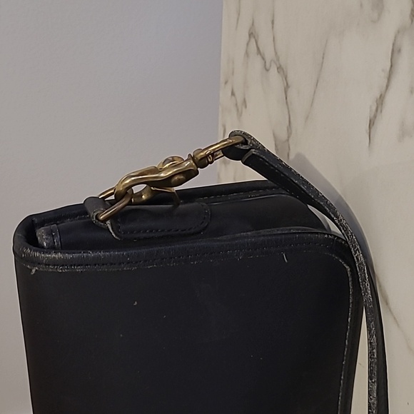 Vintage Coach Penny Pocket Bag Purse #9755 Black Leather Brass Hardware Y2K - Picture 4 of 16